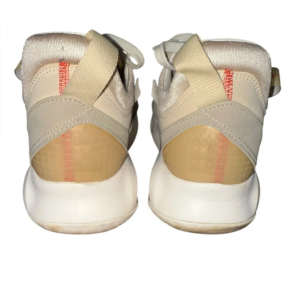Air Jordan MA2 